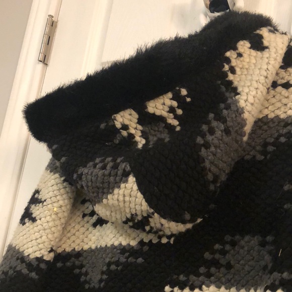 Light fall / winter coat! - Picture 3 of 5